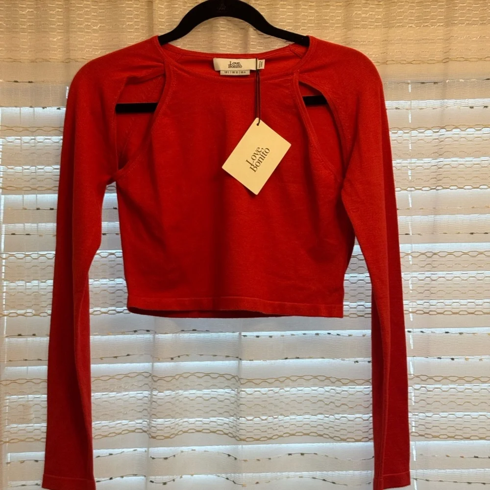 NWT Love, Bonito Maudi Knit Fitted Crop Top Color Vermillion Red Size US 8 - Picture 7 of 7